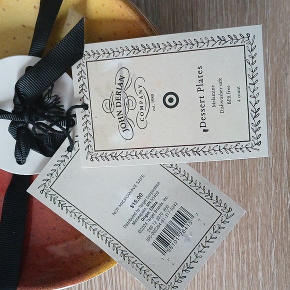 Set of 4 John Derian Target Melamine Pear Fruit Shaped Dessert Plates 9 x 7” - Picture 5 of 12